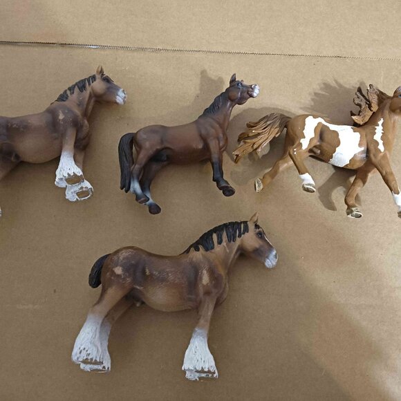 Schleich Clydesdale Gelding Horses - Picture 3 of 4